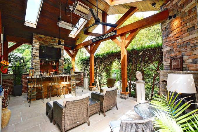 Patio Remodel Companies in Toronto: Hiring Guide, Costs & Bylaws