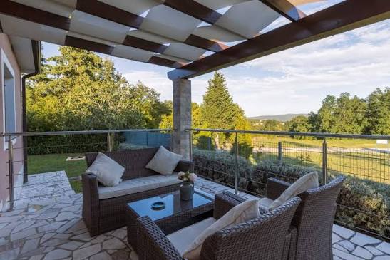 High Quality Patio Remodel Local Contractors: Hiring & Cost Guide